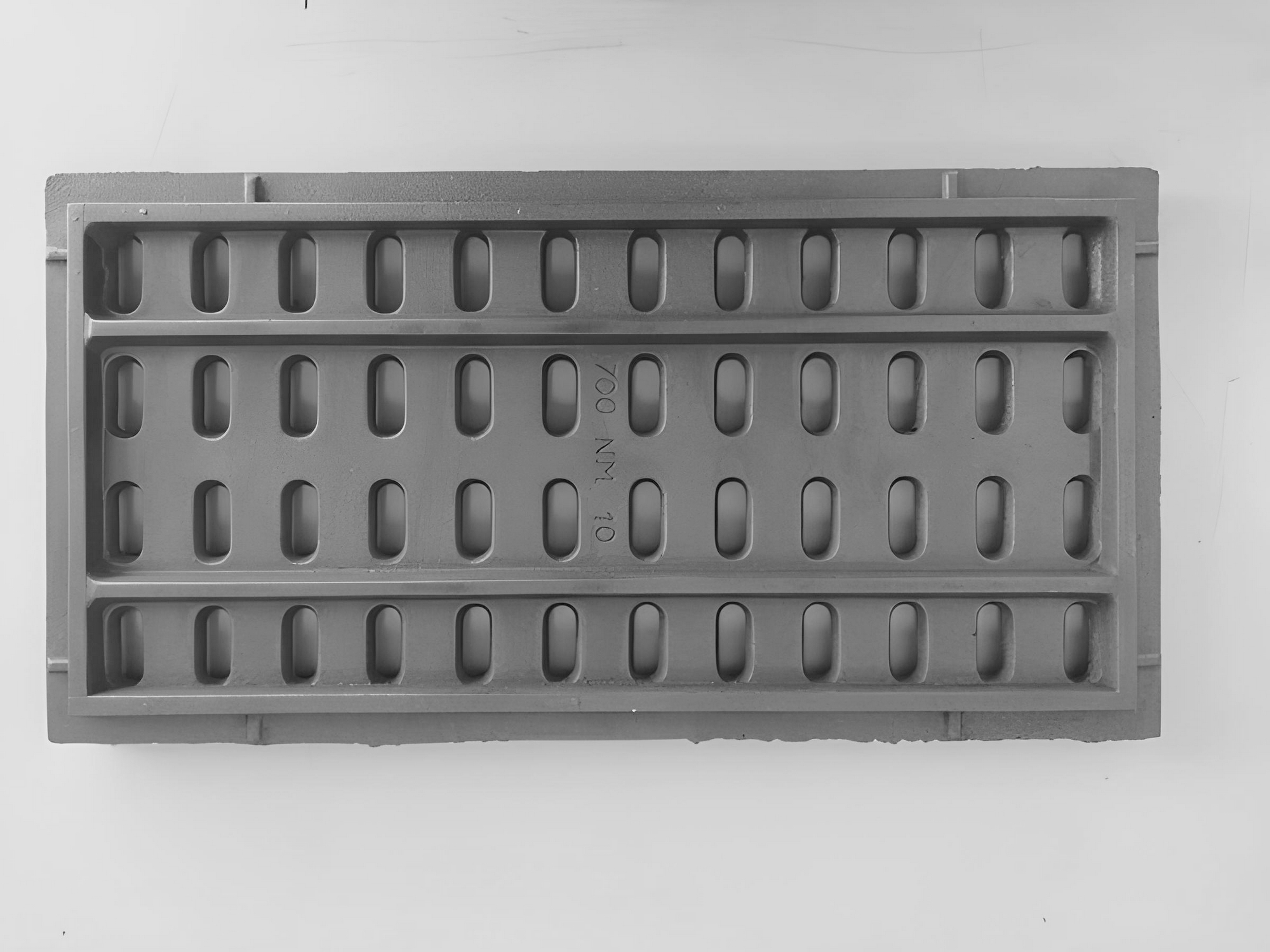 VENTE : GRILLE CHEMINEE PHILIPPE 700 NM 10 / CH70034773170 / GRILLE FOYER GODIN 3175 REF.CH72083175 /